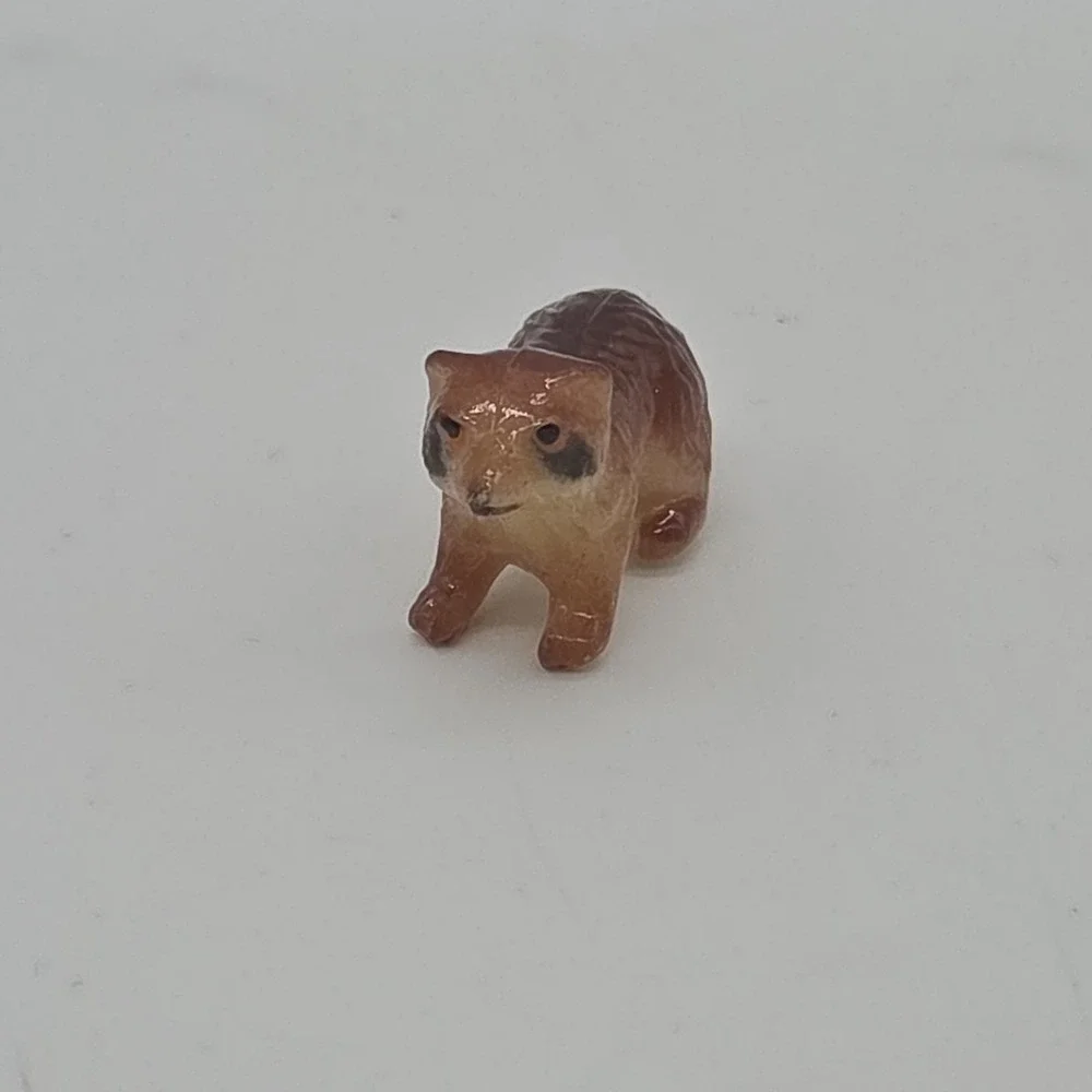 Vintage Lot Miniature Raccoon Hard Plastic Figurines Animal Momma Baby Hong Kong